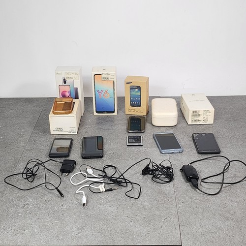 Smartphone lotto pezzi - 5, con